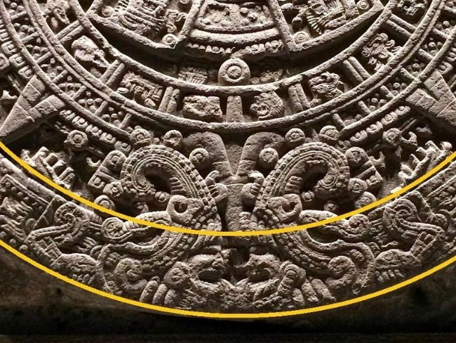 Piedra del Sol, octavo círculo, serpientes de fuego