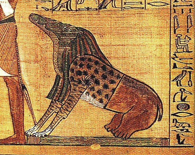 dios egipcio con cabeza de cocodrilo y cuerpo de león