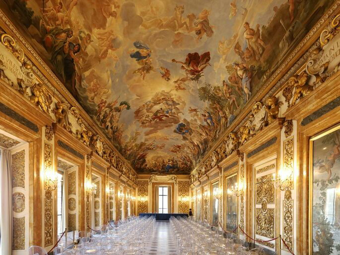 Interior de una edificación barroca