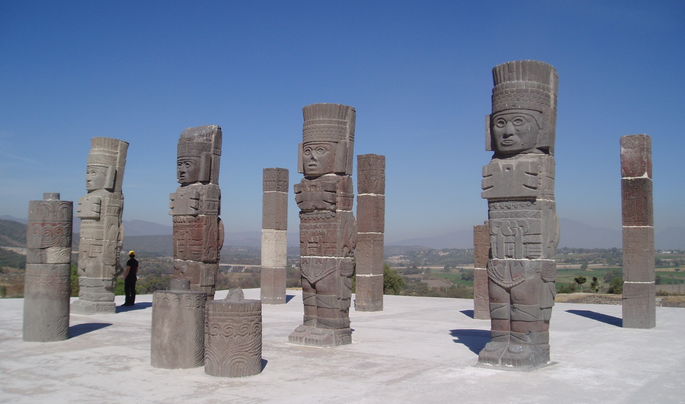 Cultura Tolteca: Atlantes tollan