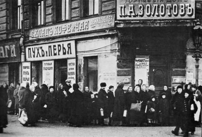 colas del pan rusia 1917