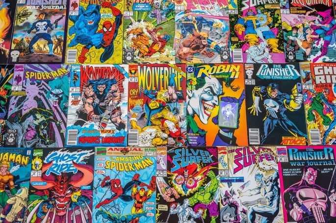 Cómics de diferentes superhéroes