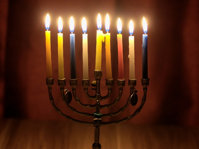 candelabro de hanukkah 2