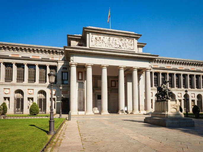 El Museo del Prado en Madrid, España, como ejemplo de la arquitectura neoclásica