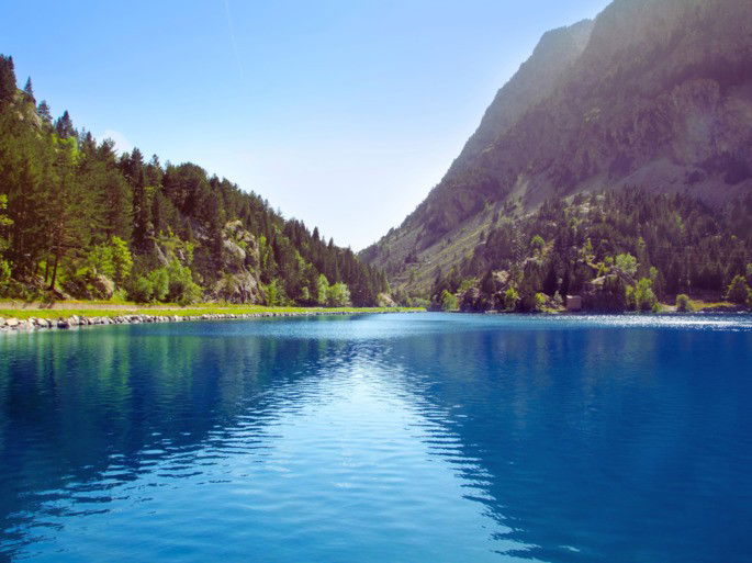 Lago Pirineo Aragonés en Huesca
