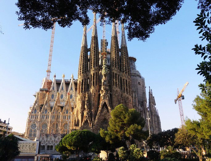 La Sagrada Familia, de Antoni Gaudí (Barcelona, España)